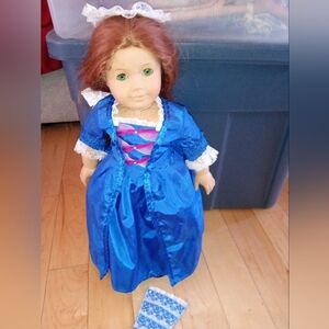 Àmerican girl doll Felicity retired set and books